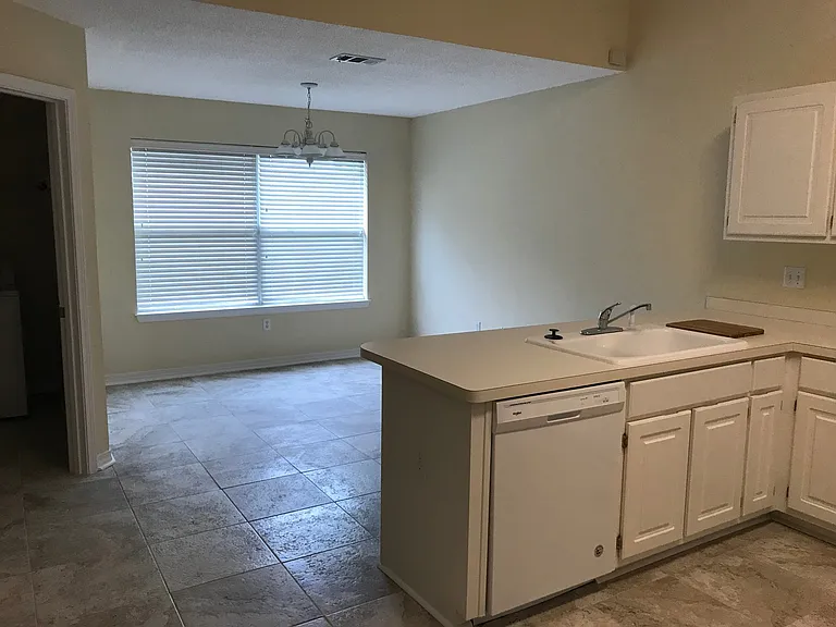 517 Samana Way — Photo 6