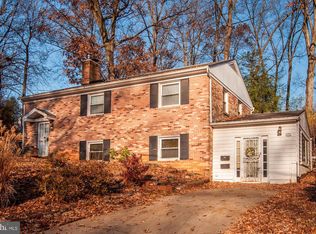 1 Holly Dr, Gaithersburg, MD 20877