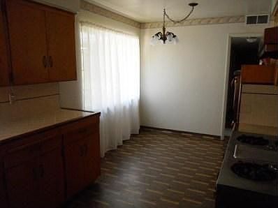 3rd image of 5429 E Grant Ave