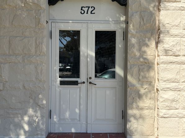 574 Lighthouse Ave #572