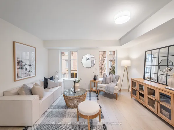 42 Western Battery Rd #712, Toronto, ON M6K 3P1