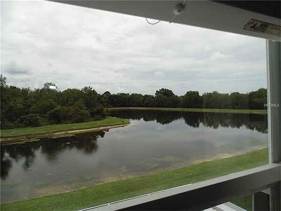 3rd image of 2826 Conch Hollow Dr