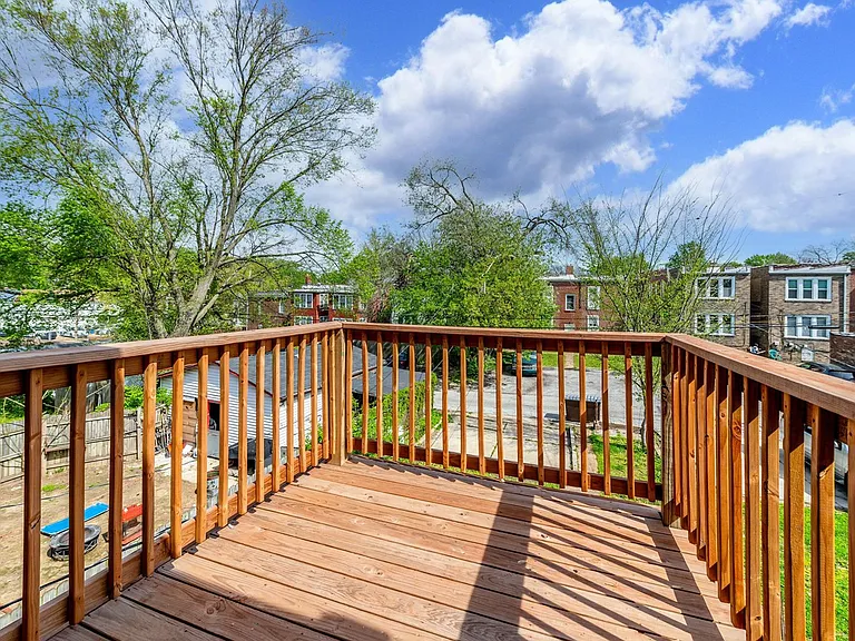 3953 Tholozan Ave — Photo 21