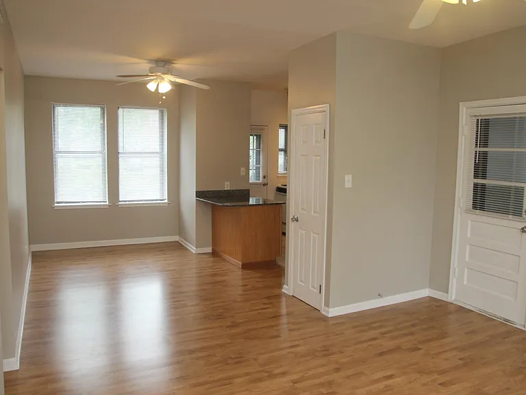 821 Westgate Ave #2S — Photo 6