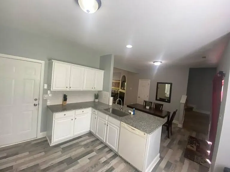 12414 Twelvetrees Ln — Photo 16