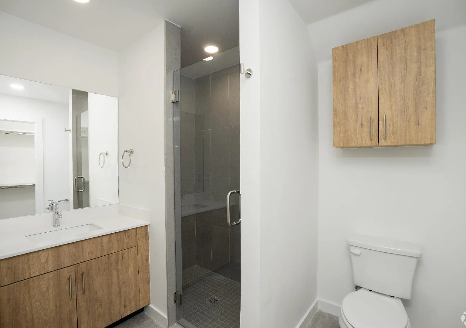 4013 Jenna Ln - UNIT C — Photo 3