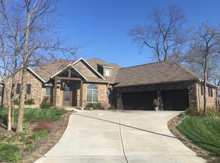 4456 S Swedish Ivy Ave, Springfield, MO 65804