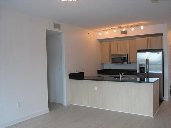 2nd image of 1111 SW 1st Ave APT 2518