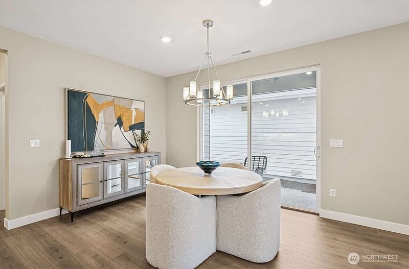 3rd image of 14702 207th Avenue E #775