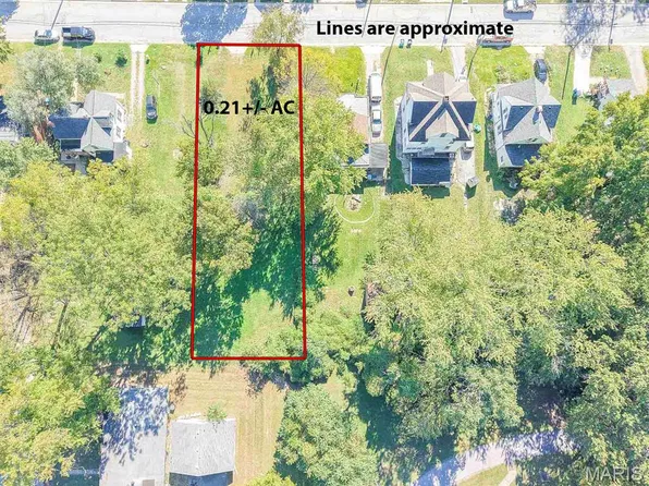 225 Brackett St, Swansea, IL 62226