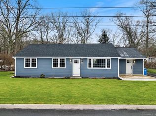 145 Middle Rd, Guilford, CT 06437