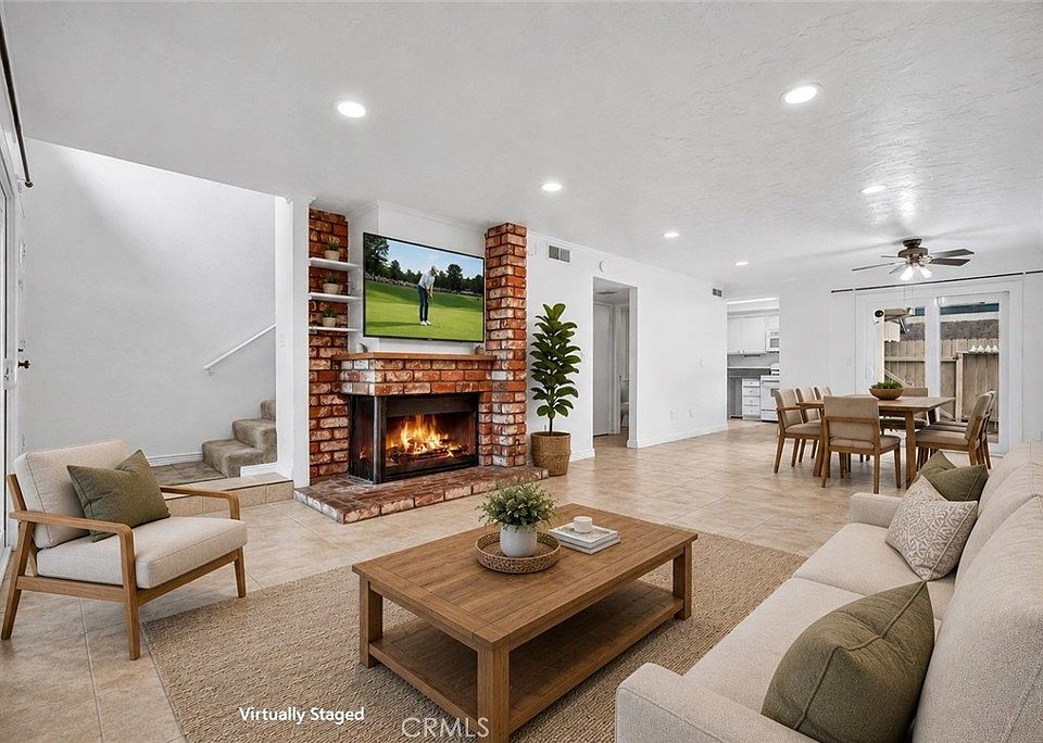 1st image of 4526 Heil Ave