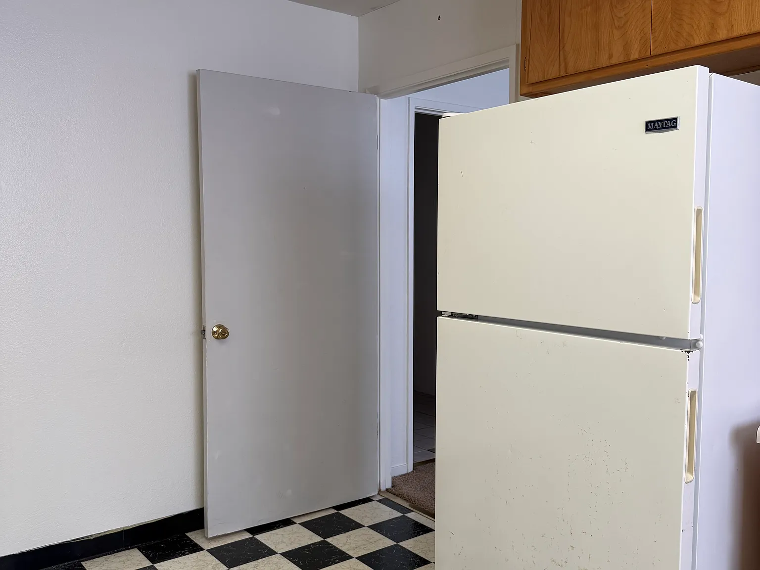 620 Johnson Ave — Photo 3