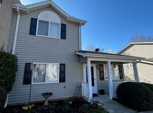 110 Perkins Pl, Seneca, SC 29678