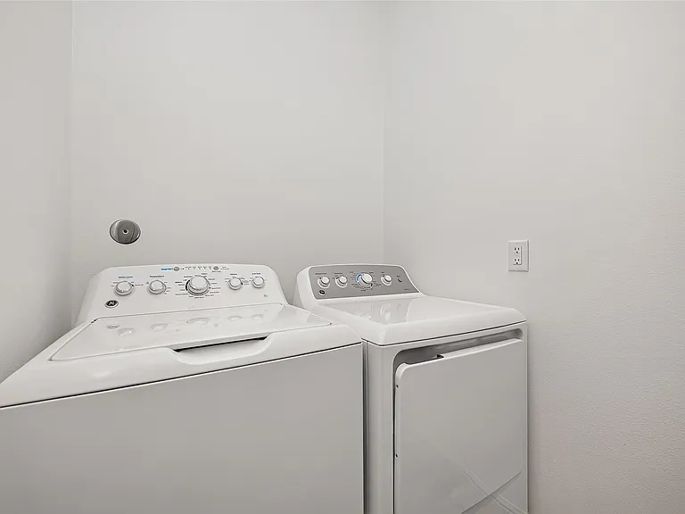 159 Benjis Pl — Photo 36