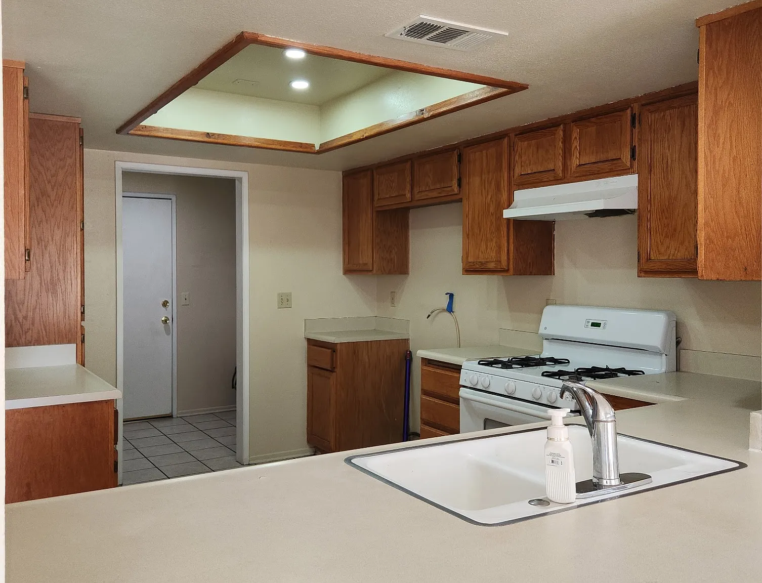 2 bed, 2.5 bath, 1250 sqft, $3,095 — Photo 4
