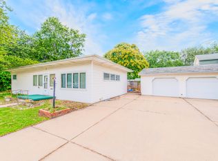 608 E Grant St, Streator, IL 61364