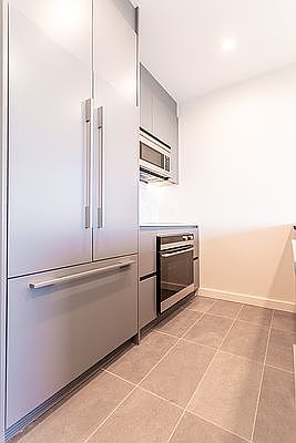 4th image of 515 E 86th St #2106