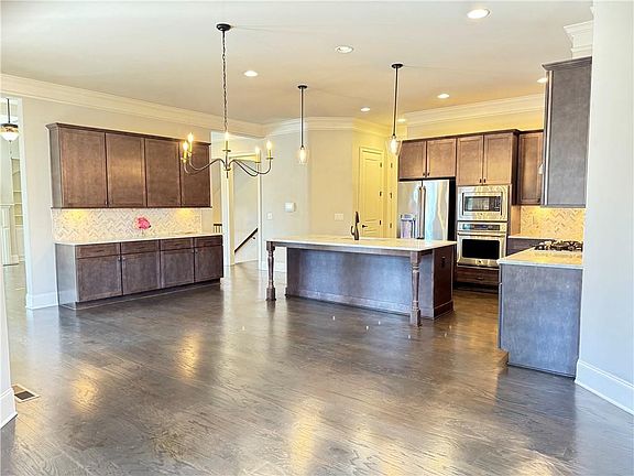 4th image of 12719 Ruths Farm Way