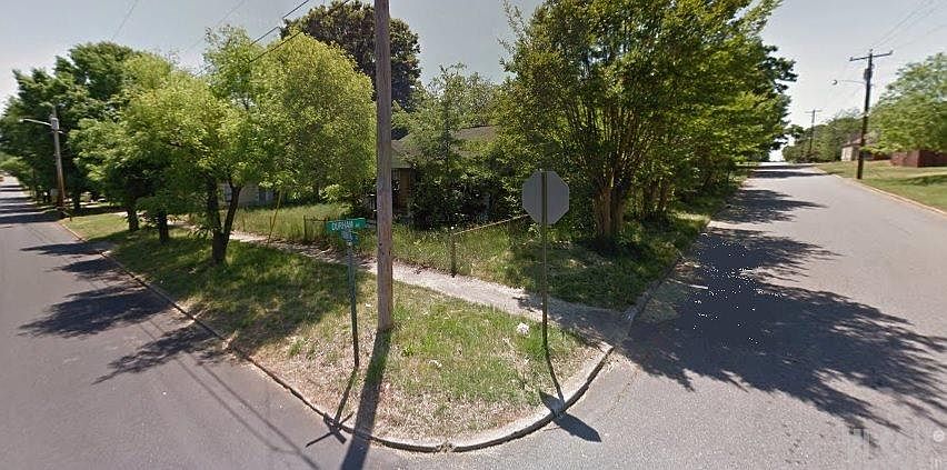 1st image of 1100 4th St