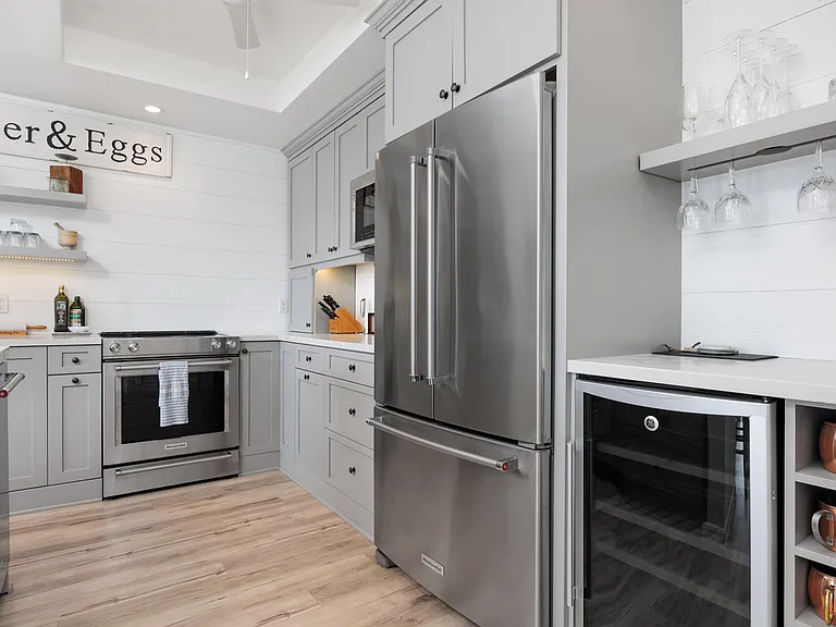 4513 Cove Dr #19 — Photo 8