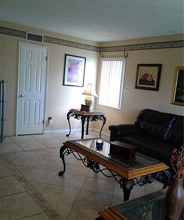 2nd image of 627 Frandale Ave