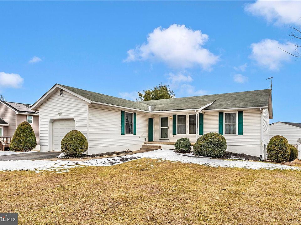 1st image of 293 Hahn Rd