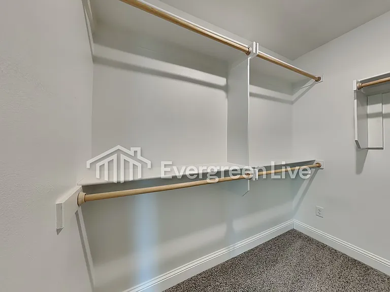 6006 NW Grant St — Photo 8