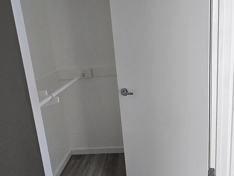 333 Orange Ave #15 — Photo 24
