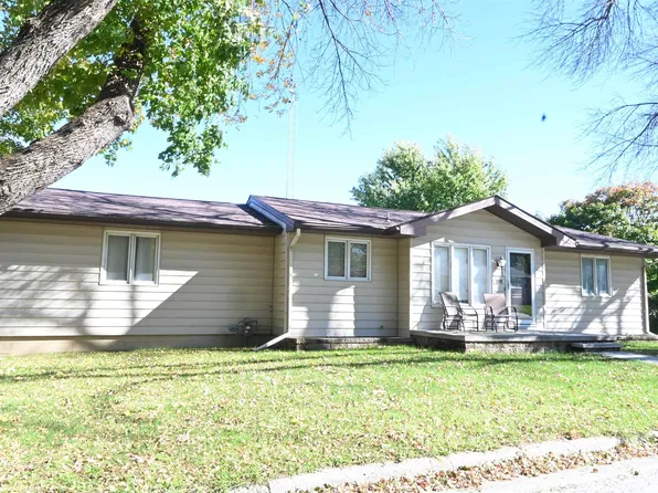 518 Jackson St, Lake View, IA 51450