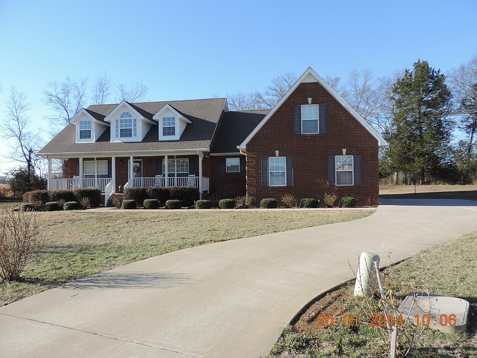 1st image of 113 Leonard Dr