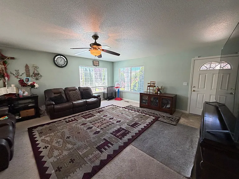 18210 Pin Oak Ct — Photo 3