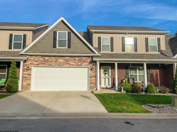 513 Persimmon Ln, Bridgeport, WV 26330