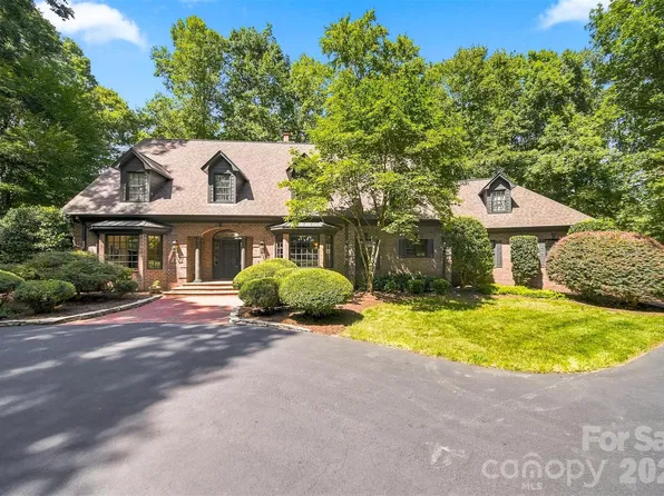 296 Culloden Rd, Iron Station, NC 28080