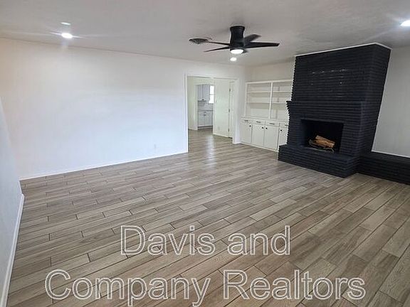 3rd image of 4307 Harvard Ave
