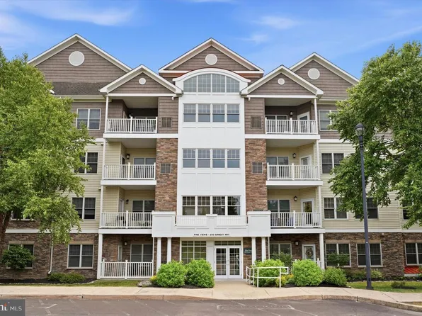 200 Ernest Way APT 236, Philadelphia, PA 19111