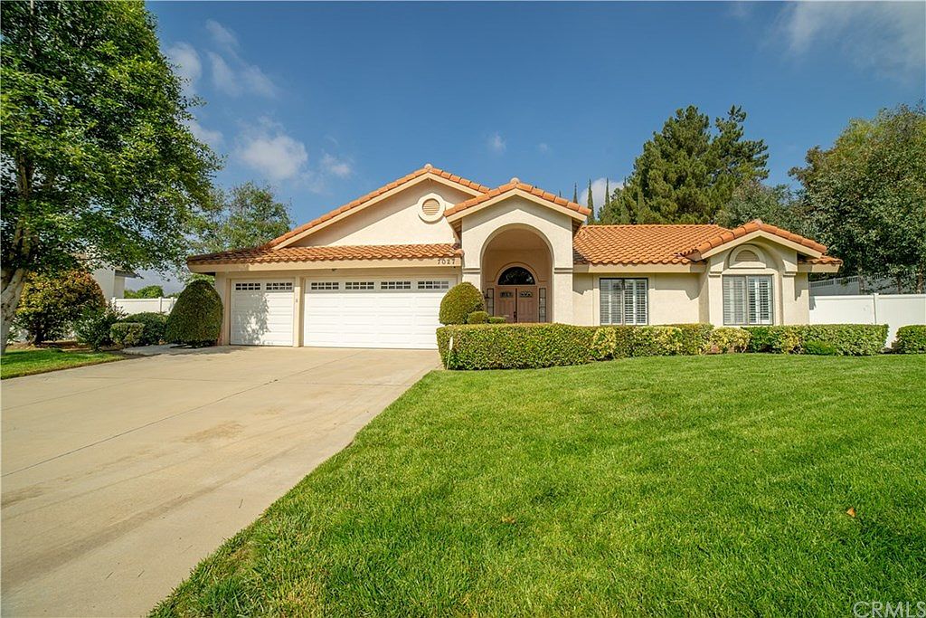 7027 Mission Grove Pkwy, Riverside, CA 92506 Zillow