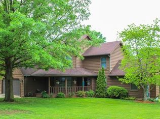 23 Bernhardt Rd, Lebanon, IL 62254