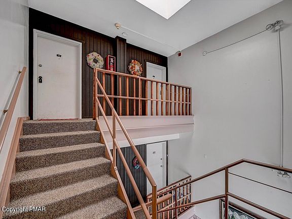 5th image of 146 Foxfire Dr APT 301