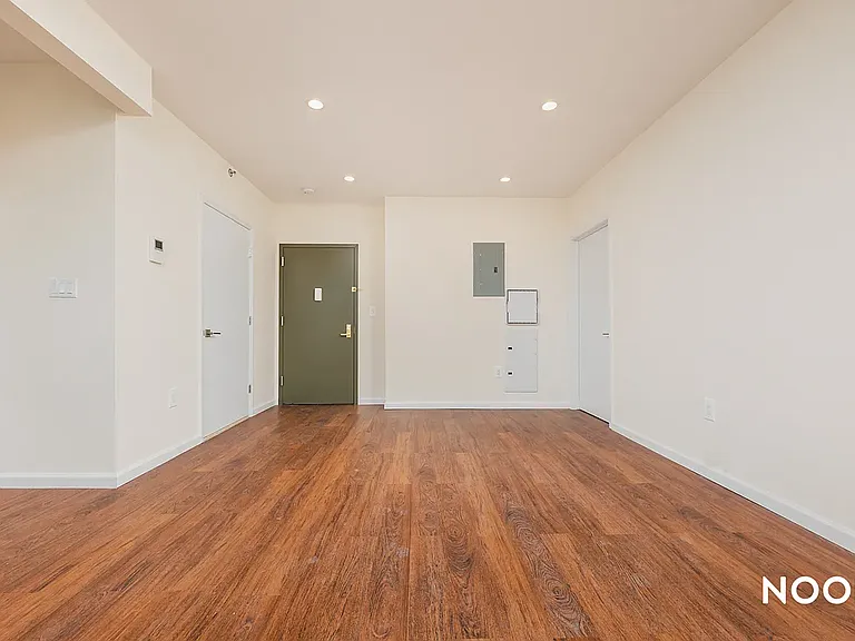 2203 Clarendon Rd #2A — Photo 4
