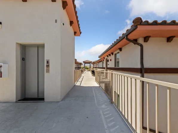 Luna Studios, 260 E Mesquite Blvd #7b1cf9b74, Mesquite, NV 89027