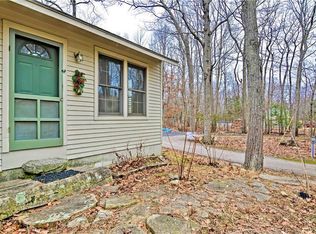 11A Paine Rd, Foster, RI 02825