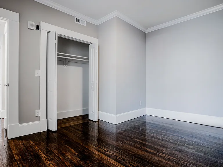 59 Strathmore Rd #4 — Photo 9