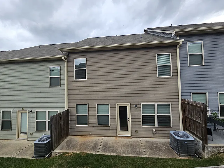 261 Valley Xing — Photo 26
