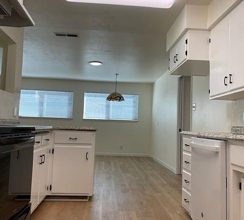 3rd image of 7249 Spicer Dr