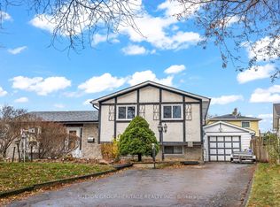 998 Cardinal Ct, Oshawa, ON L1G 6Y4