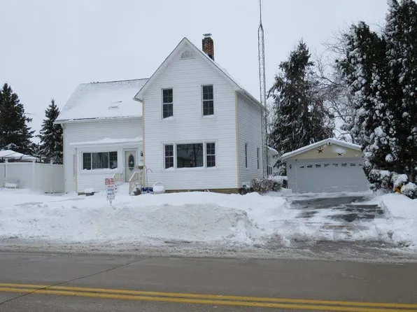 731 E Main St, Waupun, WI 53963