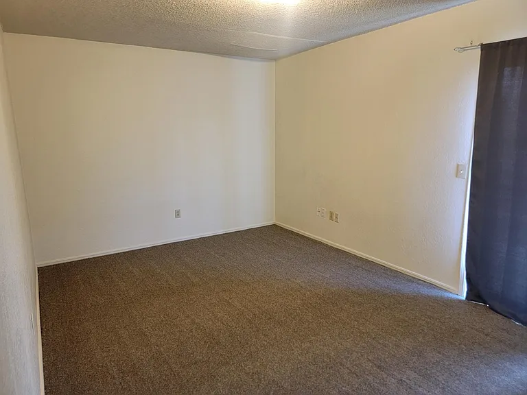 8010 N 117th East Ave — Photo 5