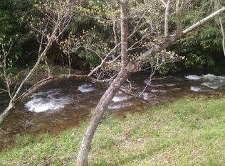 12 Ray Creek Rd, Franklin, NC 28734