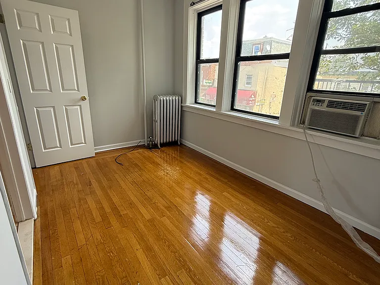 145 Park Ave #5 — Photo 5